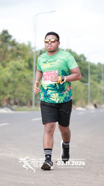 Race photo from Arutmin Borneo Run 2024