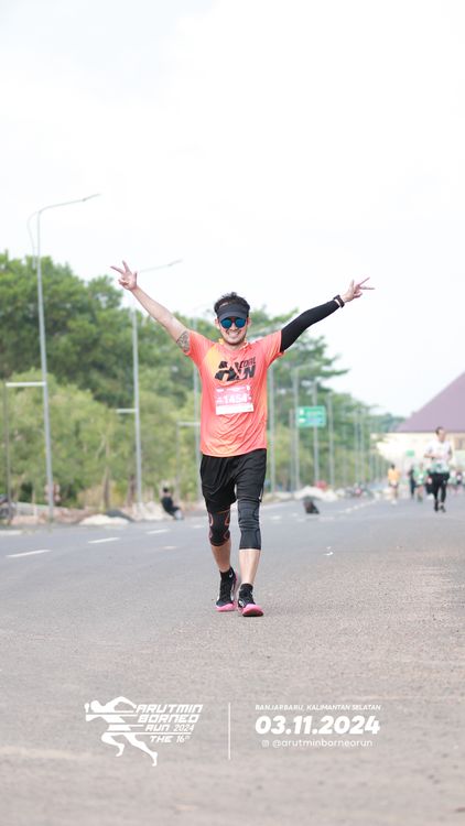 Race photo from Arutmin Borneo Run 2024