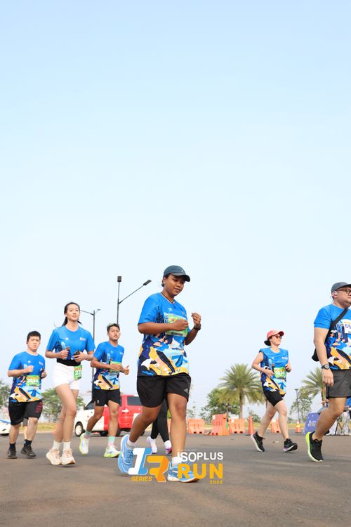 Race photo from ISOPlus Run 2024 Jakarta