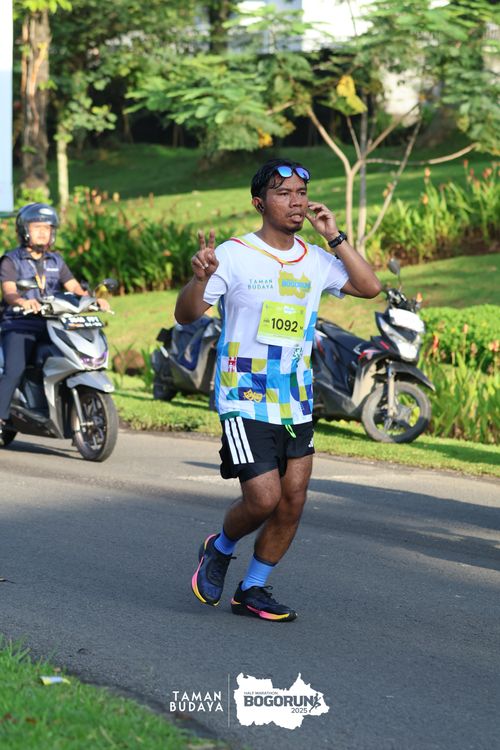 Race photo from Taman Budaya x BOGORUN 2025
