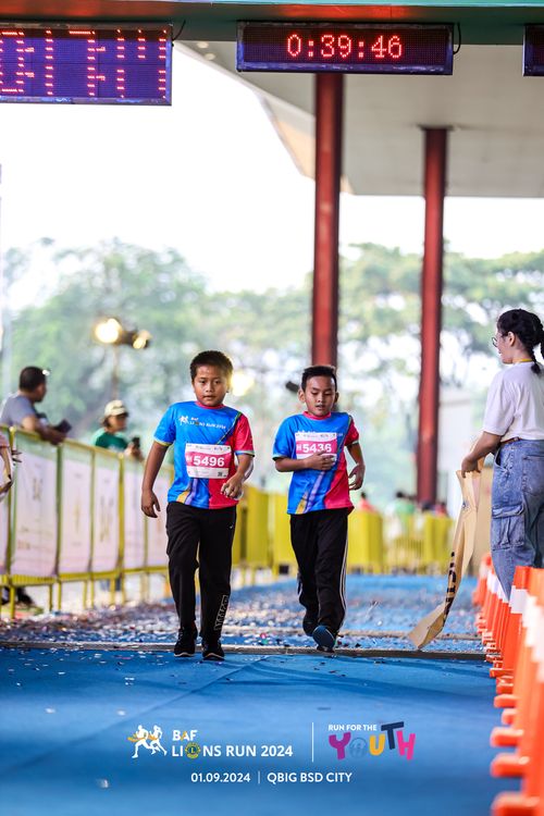 Race photo from BAF LIONS RUN 2024