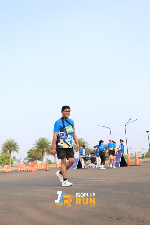 Race photo from ISOPlus Run 2024 Jakarta