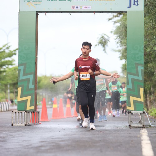 Race photo from ARUTMIN BORNEO RUN 2025