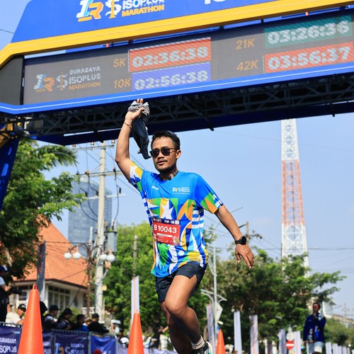 Race photo from SURABAYA ISOPLUS MARATHON 2026