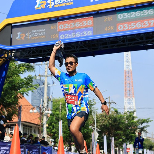 Race photo from SURABAYA ISOPLUS MARATHON 2026