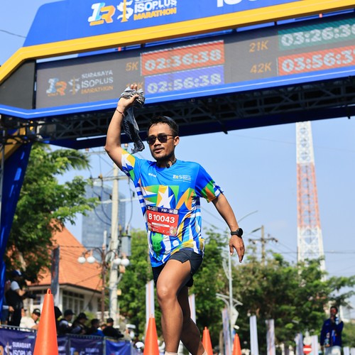 Race photo from SURABAYA ISOPLUS MARATHON 2026