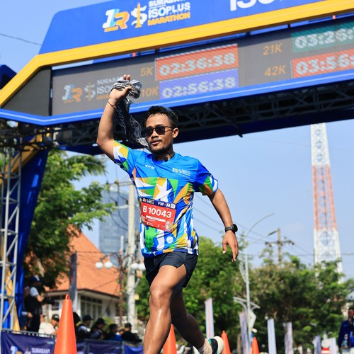 Race photo from SURABAYA ISOPLUS MARATHON 2026