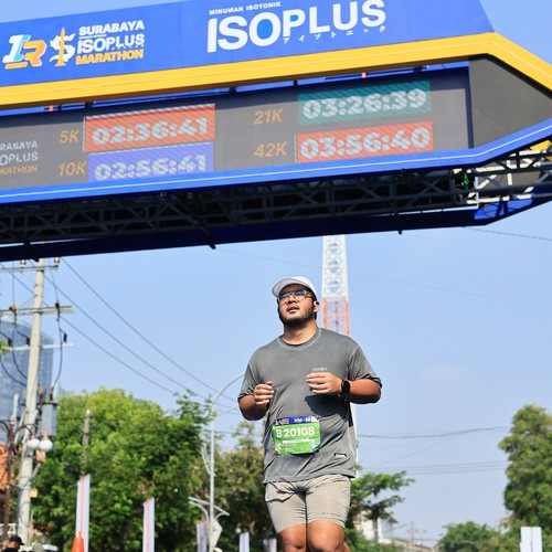 Race photo from SURABAYA ISOPLUS MARATHON 2026
