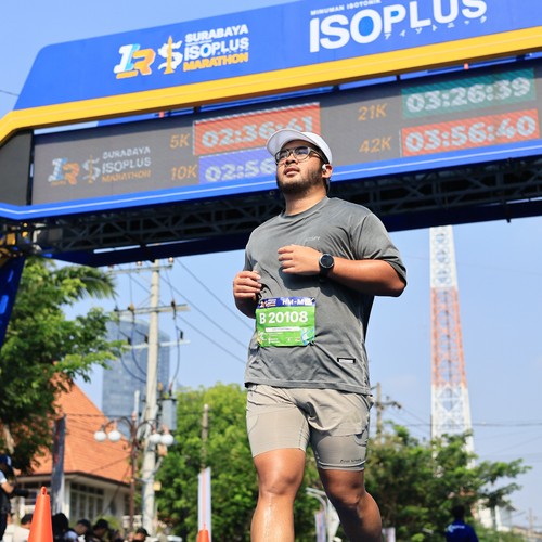 Race photo from SURABAYA ISOPLUS MARATHON 2026