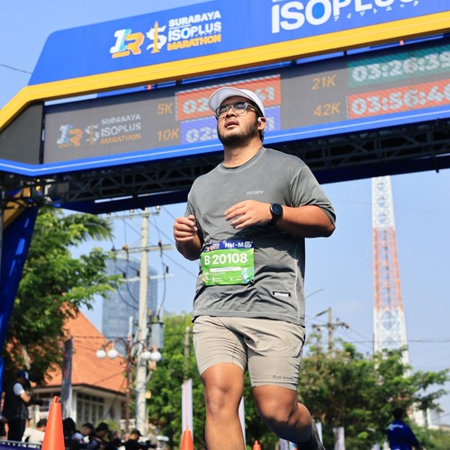 Race photo from SURABAYA ISOPLUS MARATHON 2026