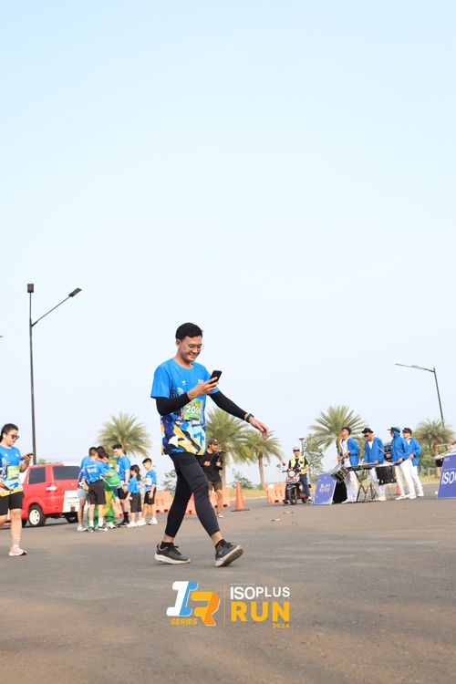 Race photo from ISOPlus Run 2024 Jakarta