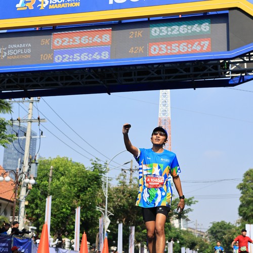 Race photo from SURABAYA ISOPLUS MARATHON 2026