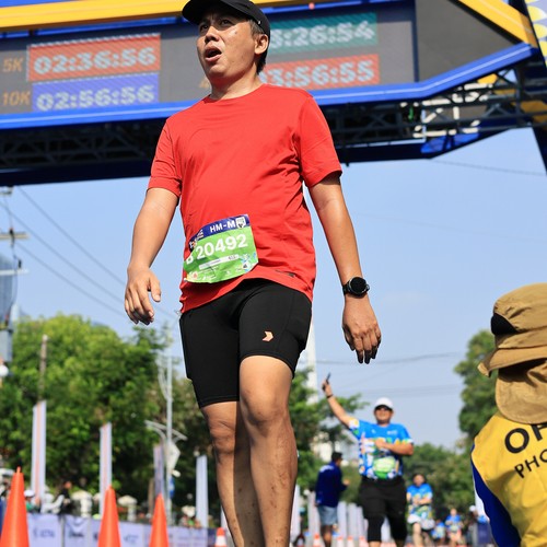 Race photo from SURABAYA ISOPLUS MARATHON 2026