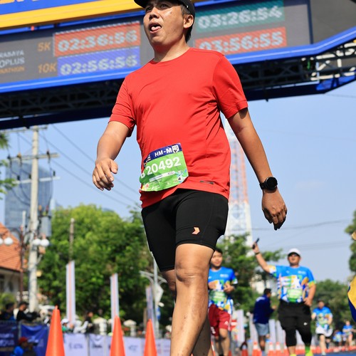 Race photo from SURABAYA ISOPLUS MARATHON 2026