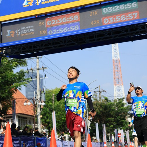 Race photo from SURABAYA ISOPLUS MARATHON 2026