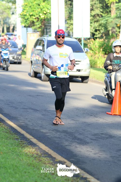 Race photo from Taman Budaya x BOGORUN 2025