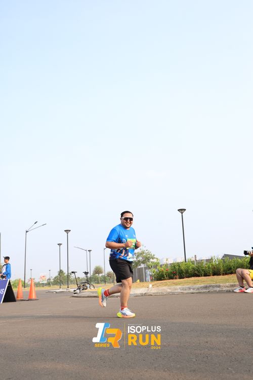 Race photo from ISOPlus Run 2024 Jakarta
