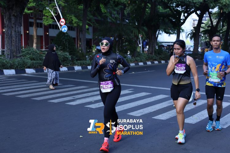 Race photo from SURABAYA ISOPLUS MARATHON 2025