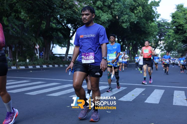 Race photo from SURABAYA ISOPLUS MARATHON 2025