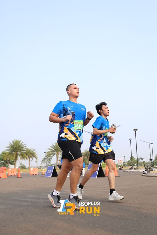 Race photo from ISOPlus Run 2024 Jakarta