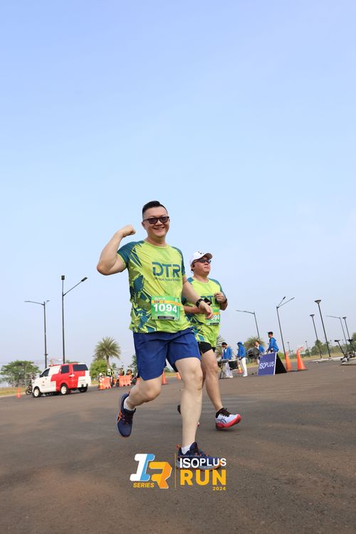 Race photo from ISOPlus Run 2024 Jakarta