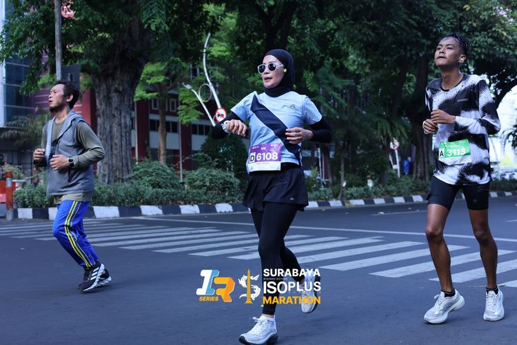 Race photo from SURABAYA ISOPLUS MARATHON 2025