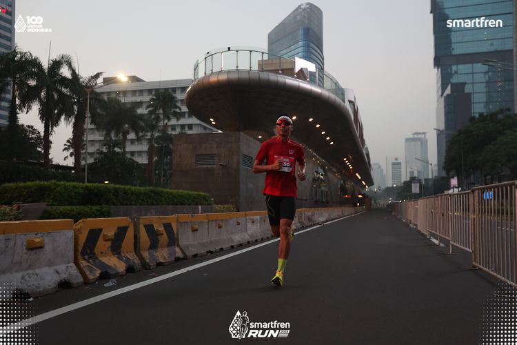 Race photo from Smartfren Run 2025 
