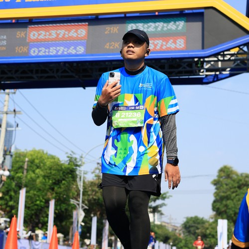 Race photo from SURABAYA ISOPLUS MARATHON 2026