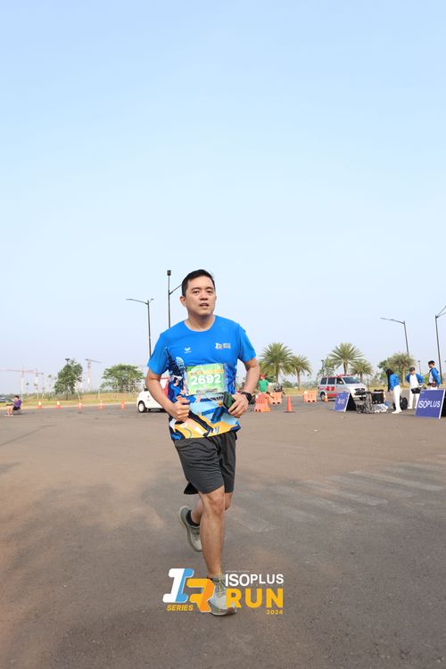 Race photo from ISOPlus Run 2024 Jakarta