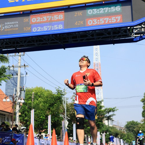 Race photo from SURABAYA ISOPLUS MARATHON 2026