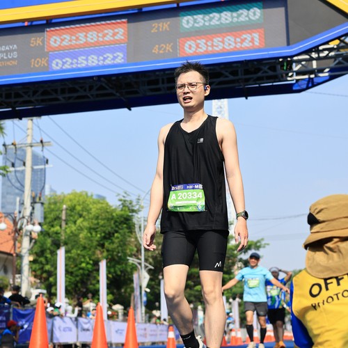 Race photo from SURABAYA ISOPLUS MARATHON 2026