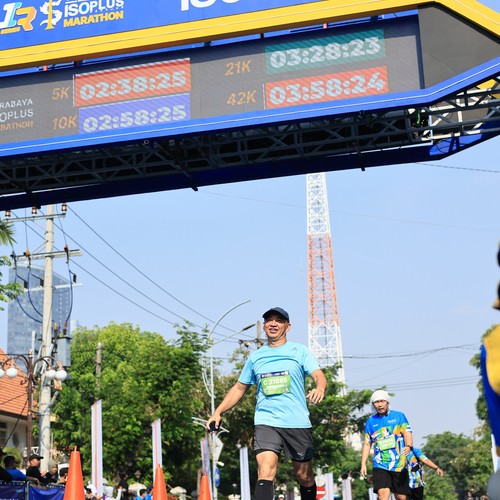 Race photo from SURABAYA ISOPLUS MARATHON 2026