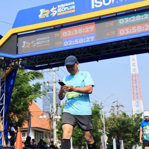 Race photo from SURABAYA ISOPLUS MARATHON 2026