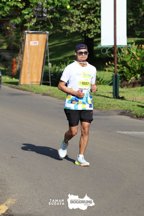 Race photo from Taman Budaya x BOGORUN 2025