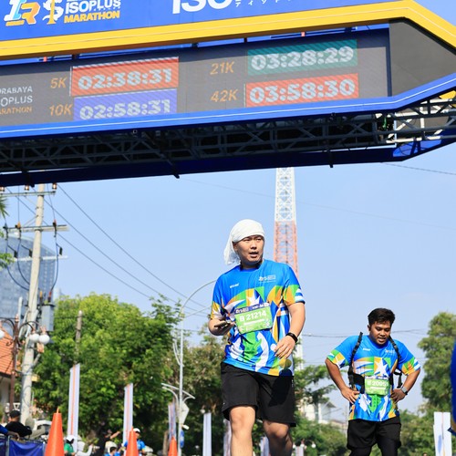 Race photo from SURABAYA ISOPLUS MARATHON 2026