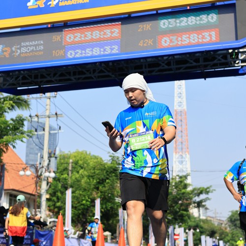 Race photo from SURABAYA ISOPLUS MARATHON 2026