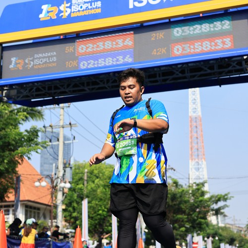 Race photo from SURABAYA ISOPLUS MARATHON 2026