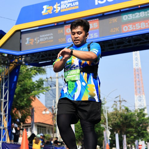 Race photo from SURABAYA ISOPLUS MARATHON 2026