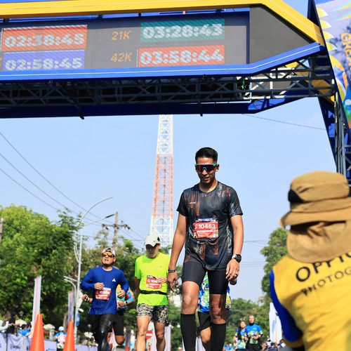 Race photo from SURABAYA ISOPLUS MARATHON 2026
