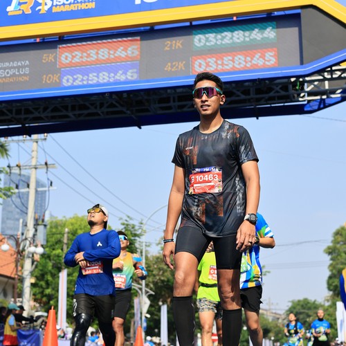Race photo from SURABAYA ISOPLUS MARATHON 2026