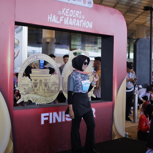Race photo from KEDIRI HALF MARATHON 2026