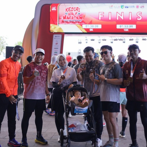 Race photo from KEDIRI HALF MARATHON 2026
