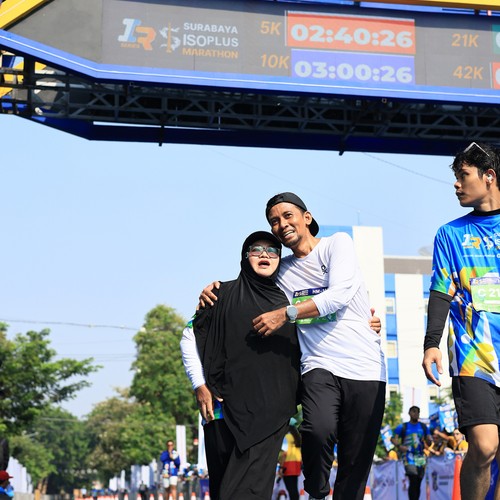 Race photo from SURABAYA ISOPLUS MARATHON 2026