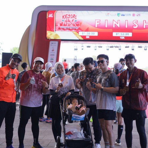 Race photo from KEDIRI HALF MARATHON 2026