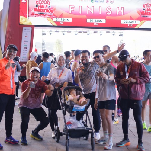 Race photo from KEDIRI HALF MARATHON 2026