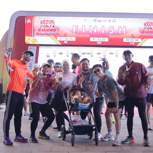 Race photo from KEDIRI HALF MARATHON 2026
