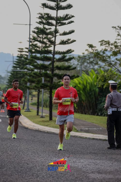 Race photo from CISANGKAN KBP CITY RUN 2025