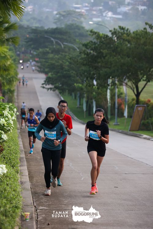 Race photo from Taman Budaya x BOGORUN 2025
