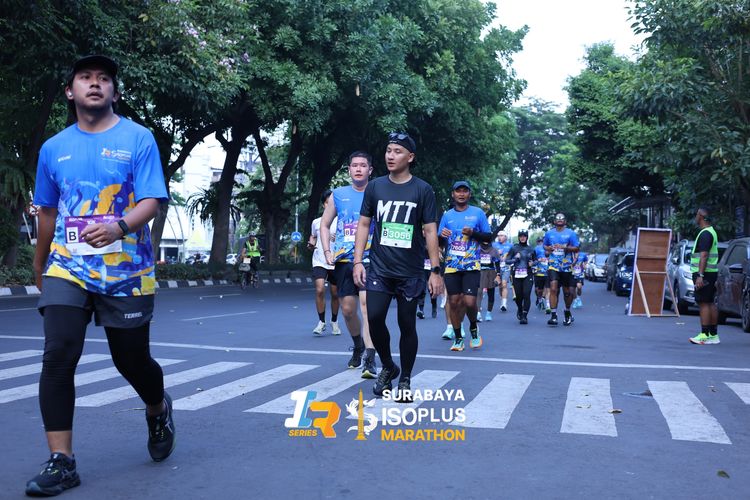 Race photo from SURABAYA ISOPLUS MARATHON 2025