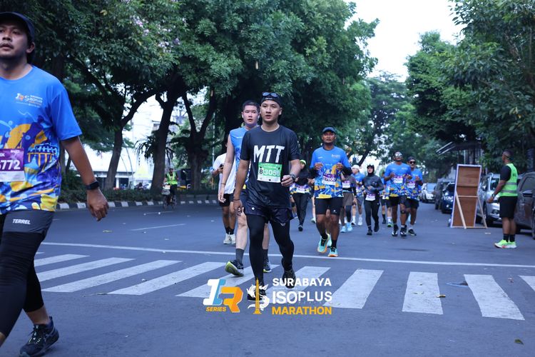 Race photo from SURABAYA ISOPLUS MARATHON 2025